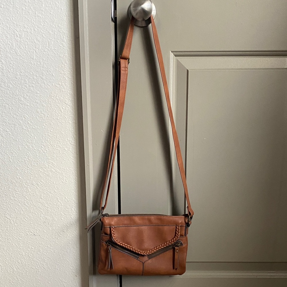 Elegant Tan Crossbody Purse